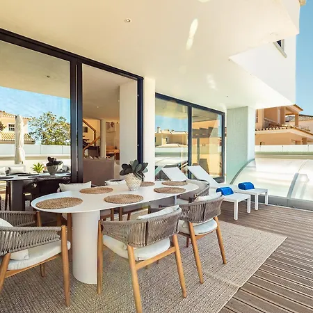 Pedra Azul 3br Pool In Lagos